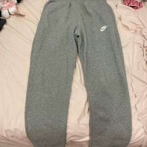 Nike Gray Jogger Sweatpants